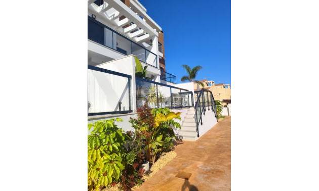 Sale - Apartments - Pilar de la Horadada - El Mojón