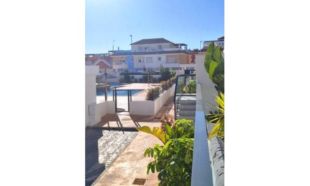 Sale - Apartments - Pilar de la Horadada - El Mojón