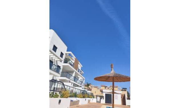 Sale - Apartments - Pilar de la Horadada - El Mojón