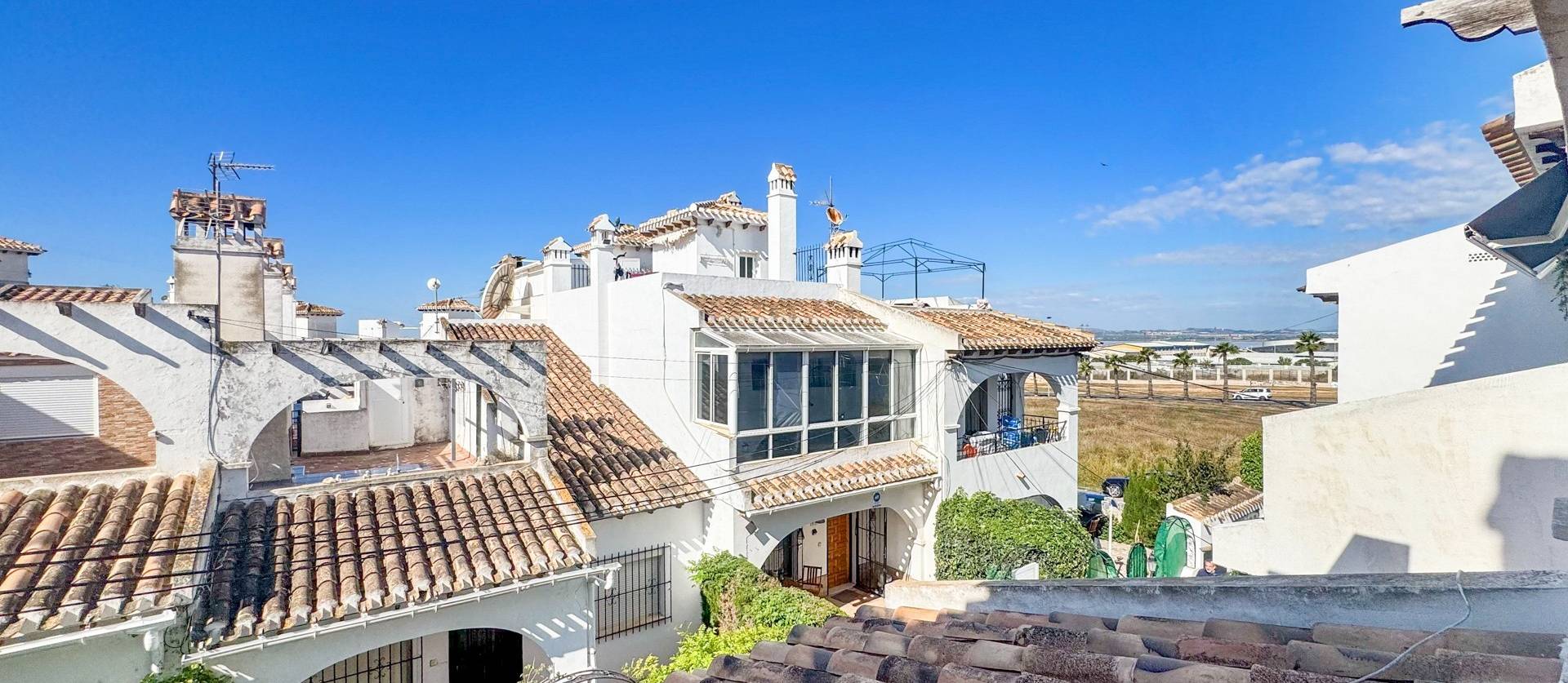 Sale - Bungalow - Torrevieja - Nueva Torrevieja - Aguas Nuevas