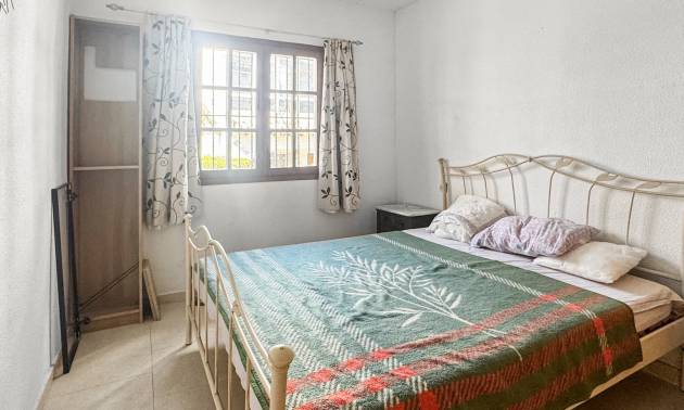 Sale - Bungalow - Torrevieja - Nueva Torrevieja - Aguas Nuevas