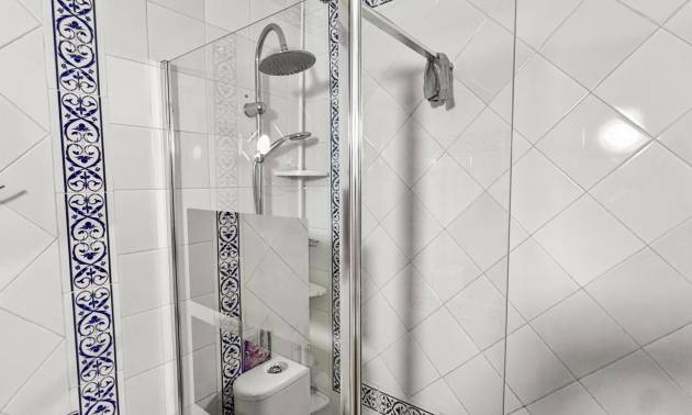 Sale - Bungalow - Torrevieja - Nueva Torrevieja - Aguas Nuevas