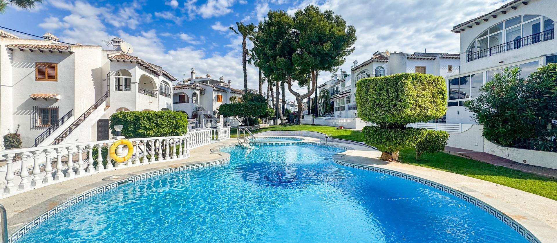Sale - Bungalow - Torrevieja - Nueva Torrevieja - Aguas Nuevas
