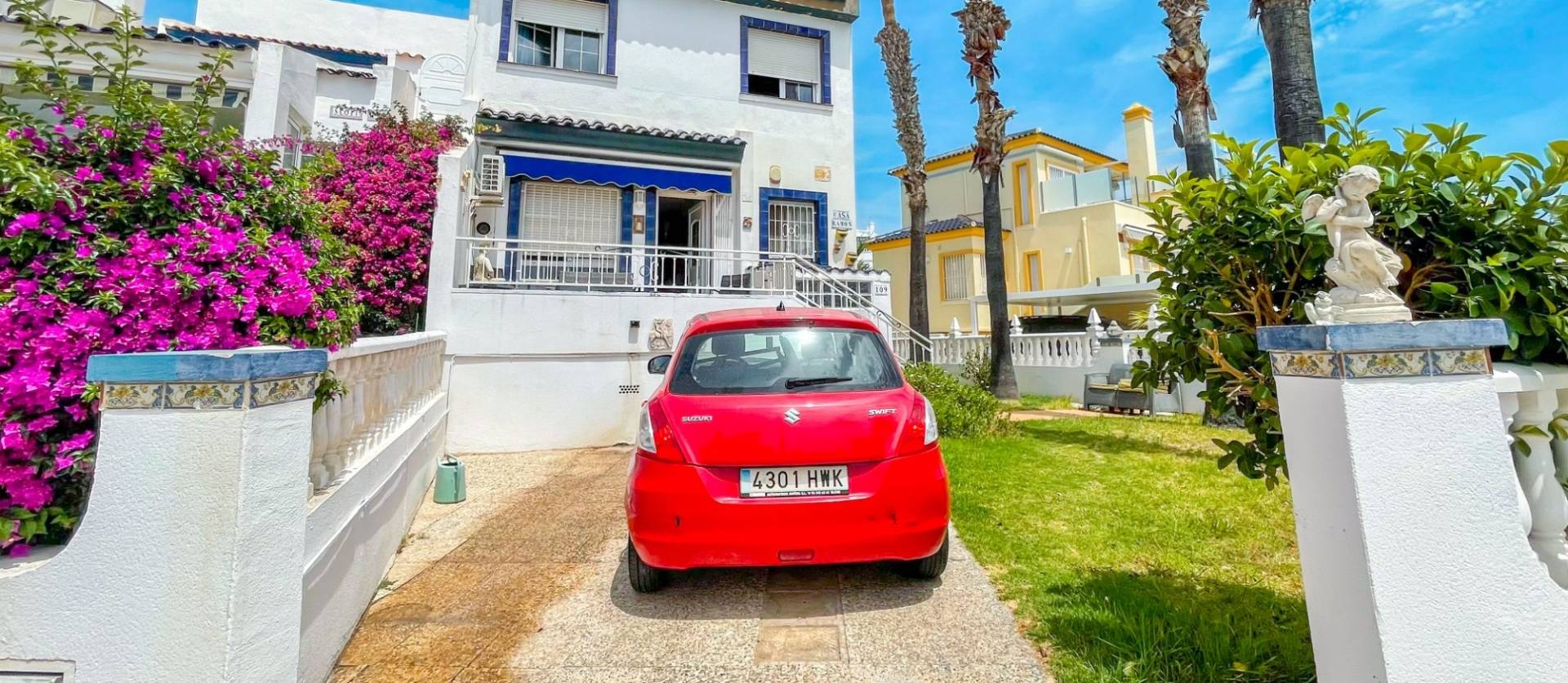 Sale - Townhouse - Orihuela Costa - La Rioja