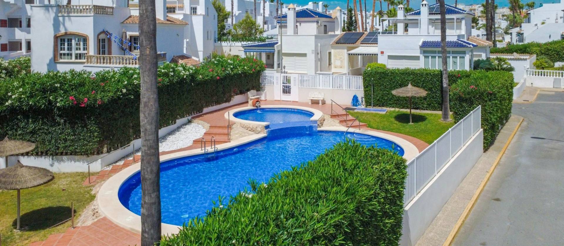 Sale - Townhouse - Orihuela Costa - La Rioja