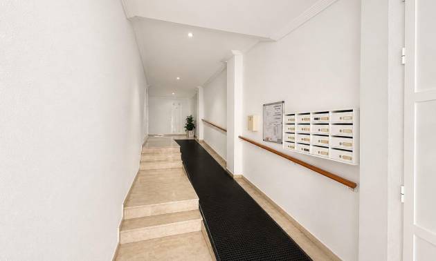 Revente - Apartment - Torrevieja - Playa del cura