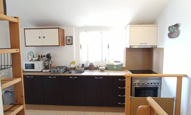 Revente - Apartment - Sucina