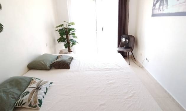 Revente - Apartment - Sucina