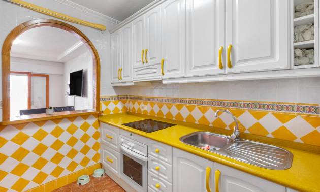 Revente - Apartment - Torrevieja - Playa del cura