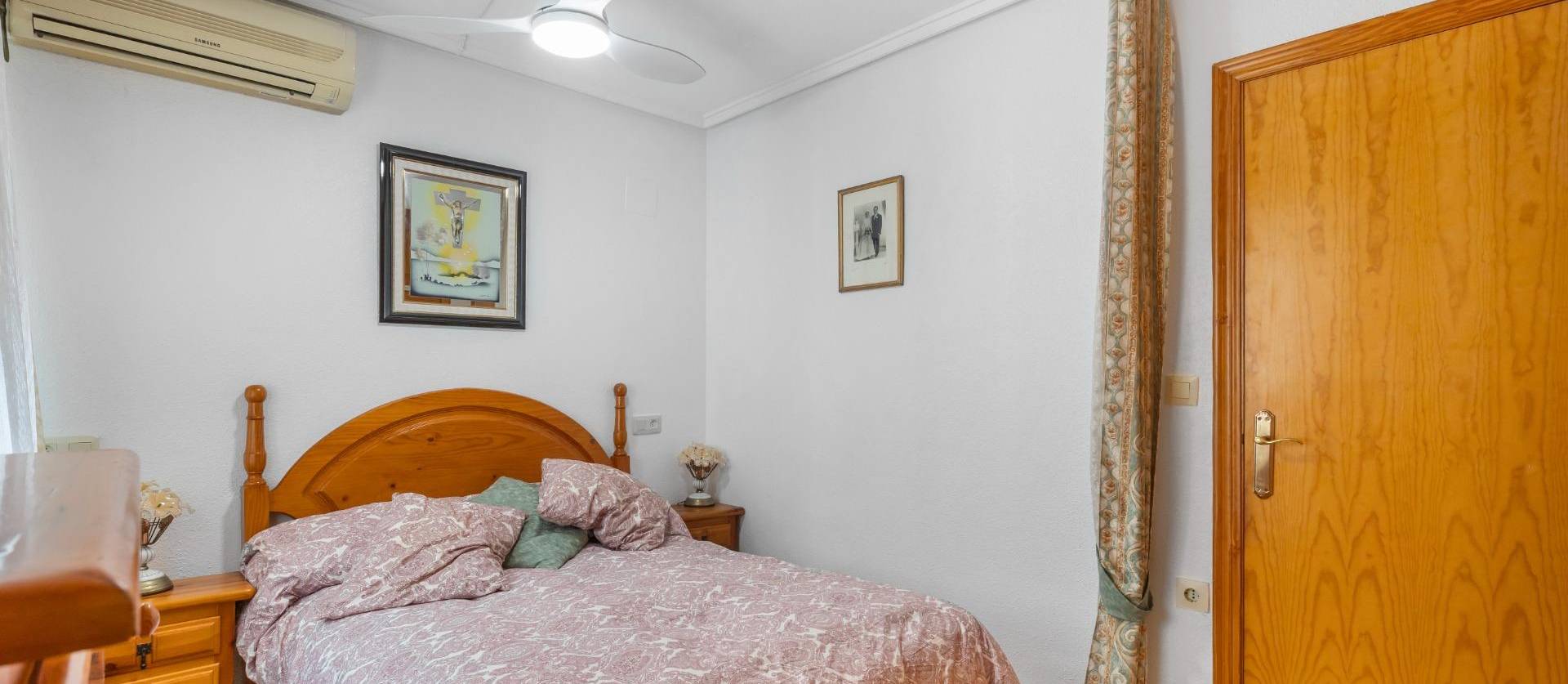 Sale - Apartment - Torrevieja - Playa del cura