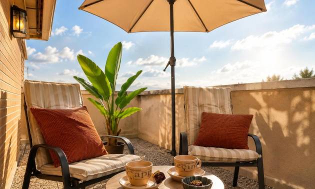 Revente - Apartment - Sucina