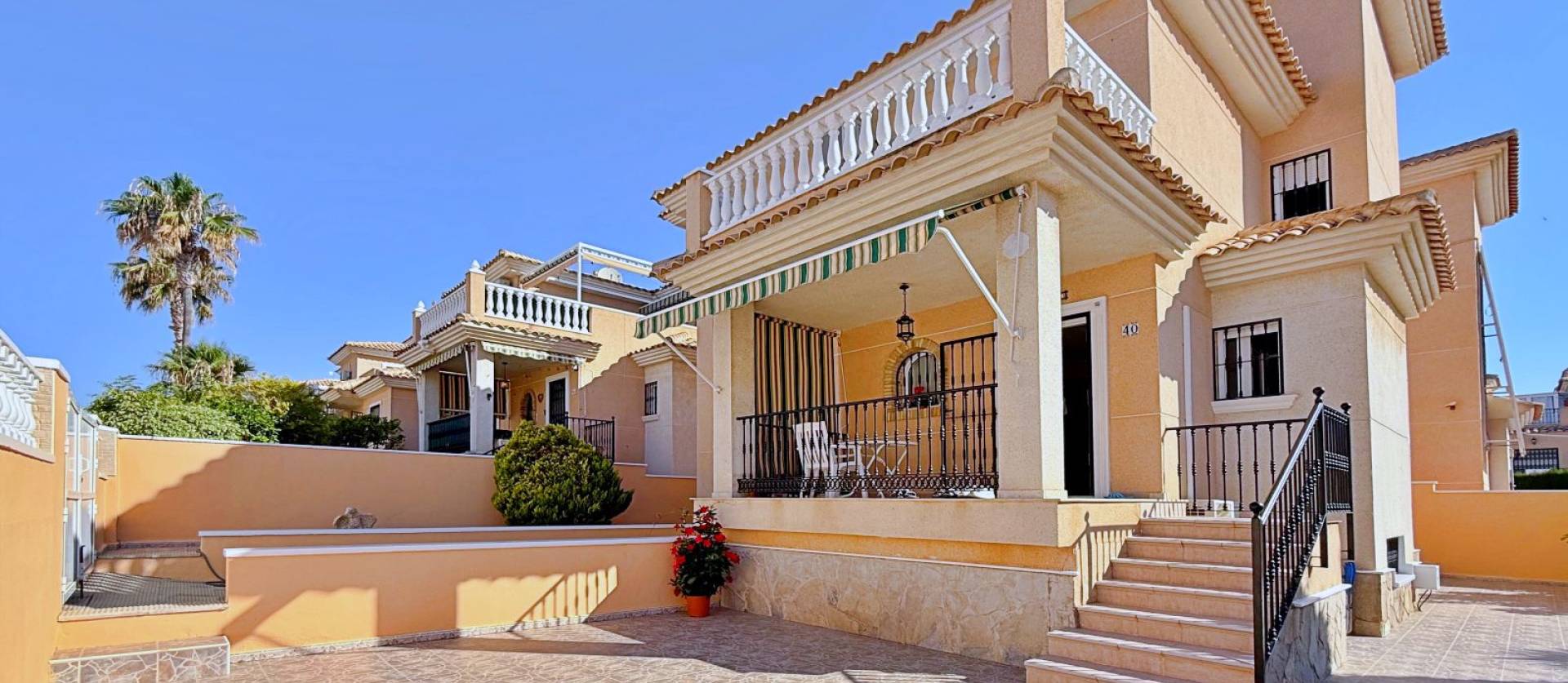 Sale - Villa - Orihuela - Orihuela Costa