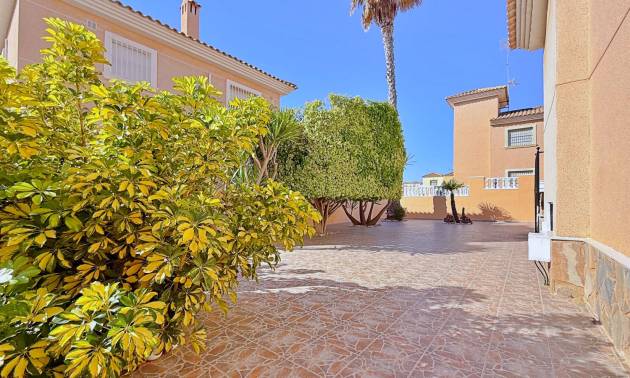 Sale - Villa - Orihuela - Orihuela Costa