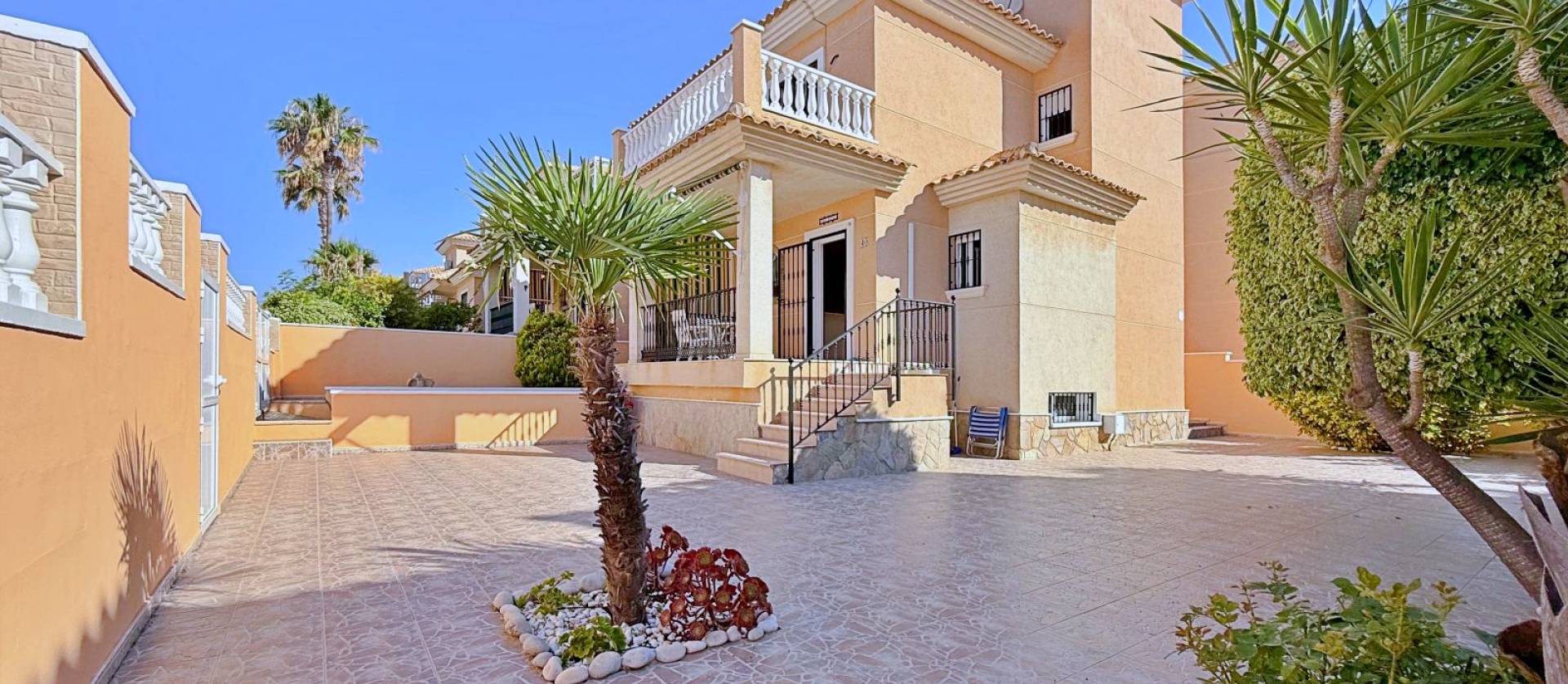 Sale - Villa - Orihuela - Orihuela Costa