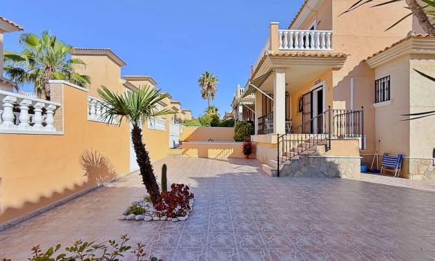 Sale - Villa - Orihuela - Orihuela Costa
