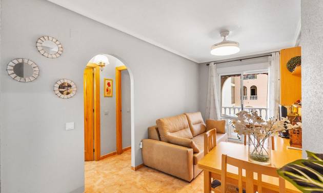 Revente - Apartment - Torrevieja - Habaneras