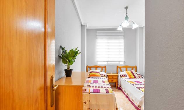 Revente - Apartment - Torrevieja - Habaneras