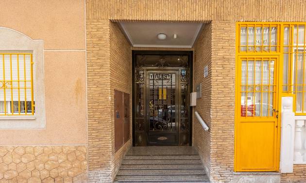 Revente - Apartment - Torrevieja - Habaneras
