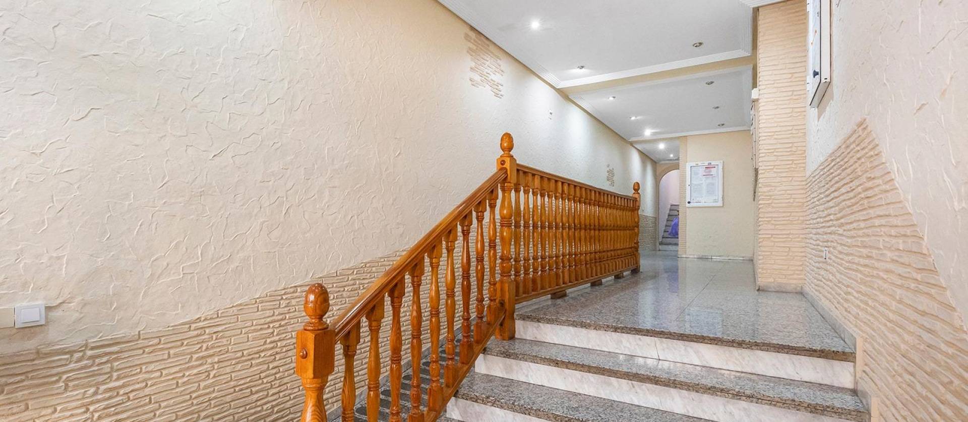 Revente - Apartment - Torrevieja - Estacion de autobuses