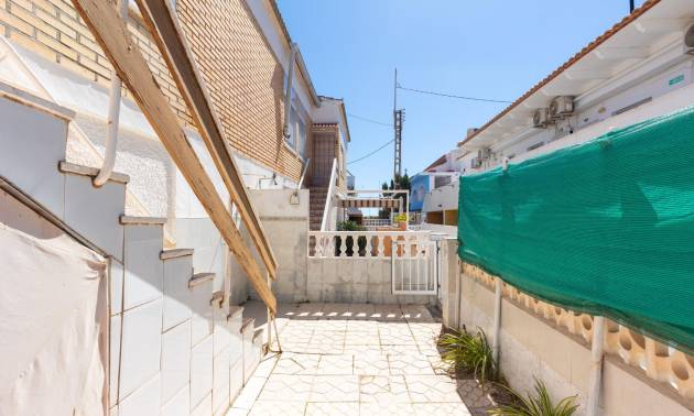 Sale - Bungalow - Torrevieja - Los Europeos