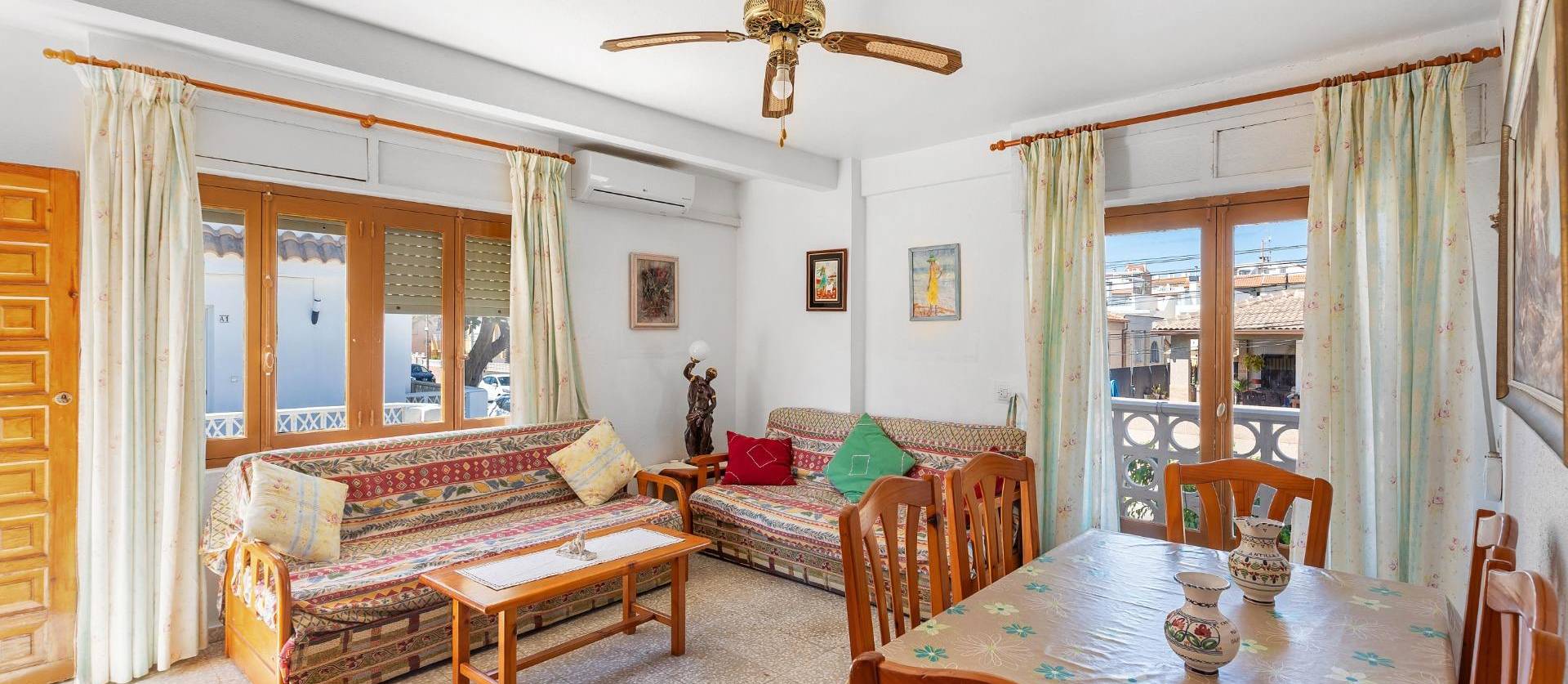 Sale - Bungalow - Torrevieja - Los Europeos