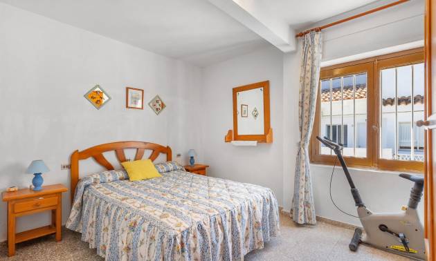 Sale - Bungalow - Torrevieja - Los Europeos