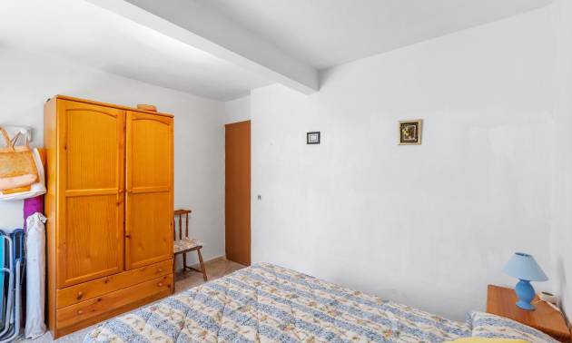 Sale - Bungalow - Torrevieja - Los Europeos