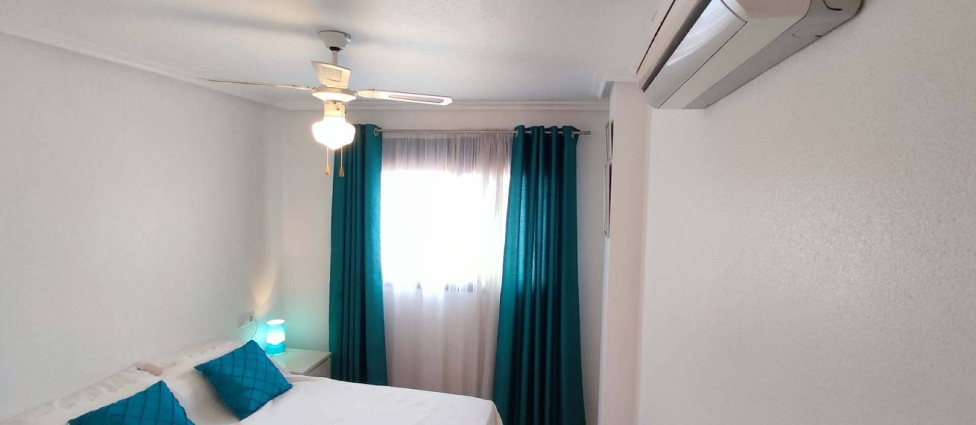Revente - Apartment - Sucina