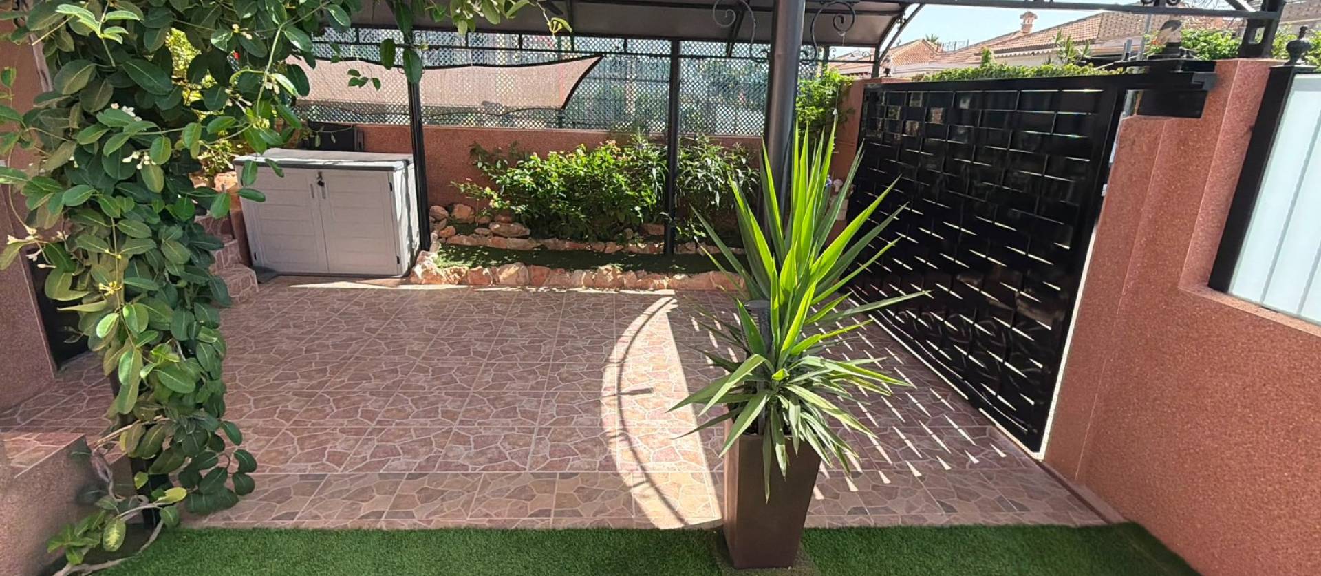 Sale - Villa - Los Montesinos - La Herrada