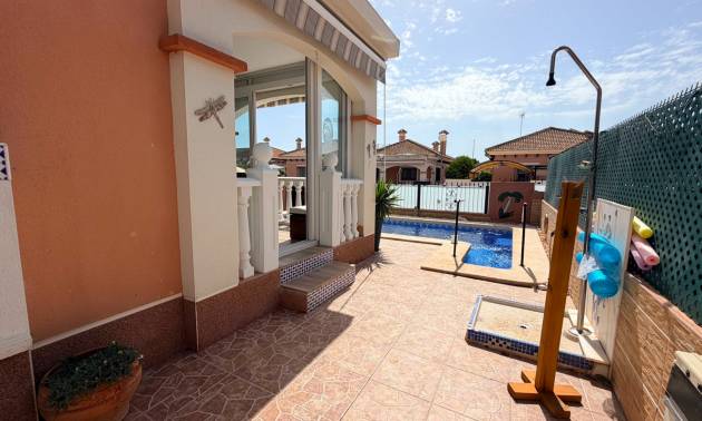 Sale - Villa - Los Montesinos - La Herrada