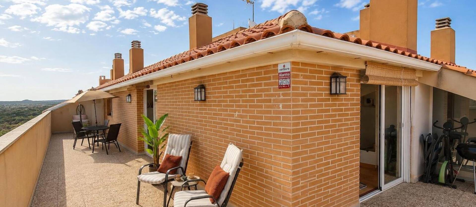 Revente - Apartment - Sucina