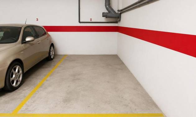 Revente - Apartment - Sucina