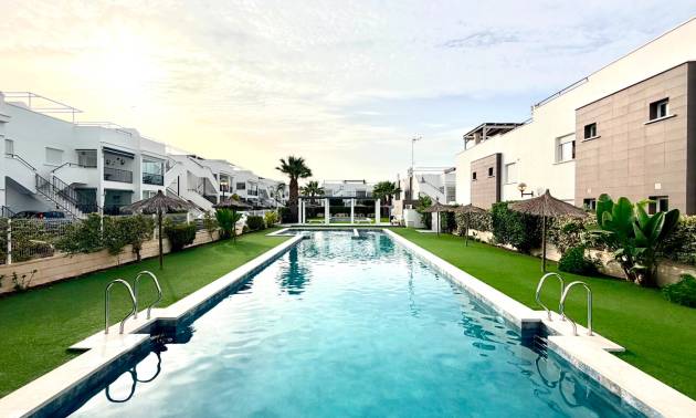 Sale - Apartment - Torrevieja - Aguas Nuevas
