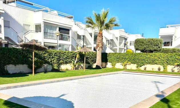 Sale - Apartment - Torrevieja - Aguas Nuevas