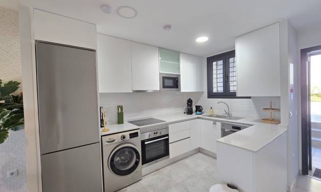 Sale - Apartment / Flat * - Orihuela Costa * - Villamartín *