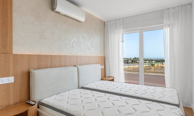Sale - Apartment - Orihuela Costa - Punta Prima