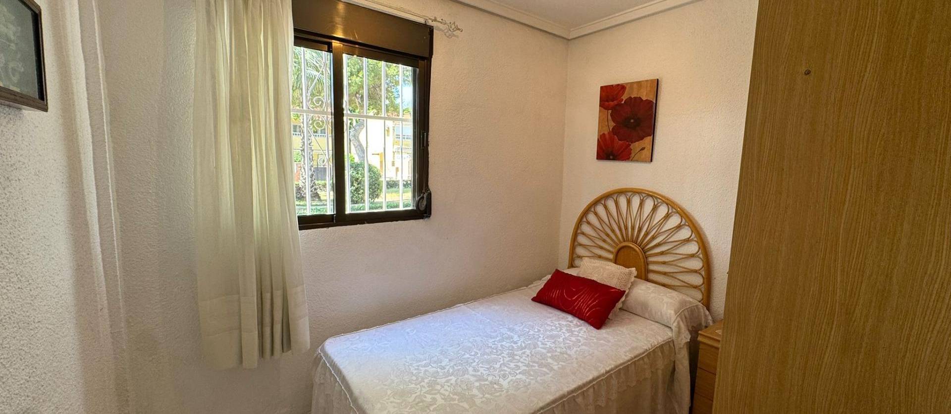 Revente - Bungalow - Torrevieja - Playa de los Naufragos