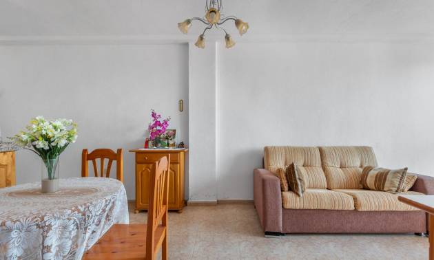 Sale - Apartment - Torrevieja - La Mata pueblo