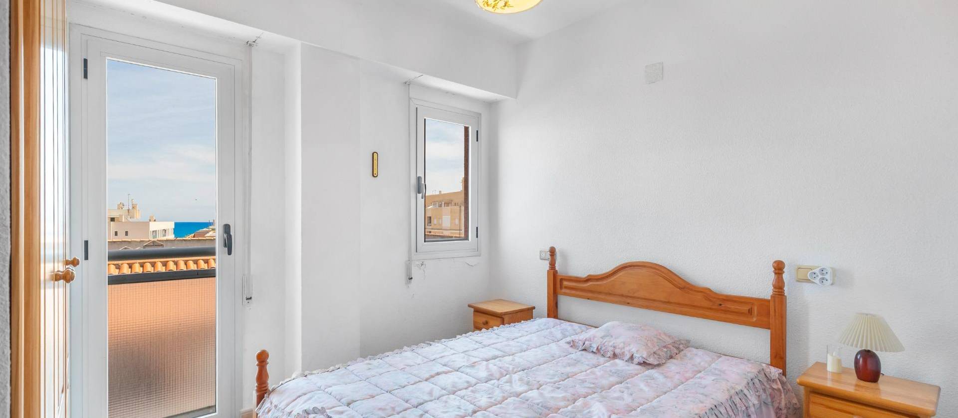 Sale - Apartment - Torrevieja - La Mata pueblo