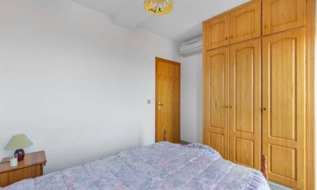 Sale - Apartment - Torrevieja - La Mata pueblo