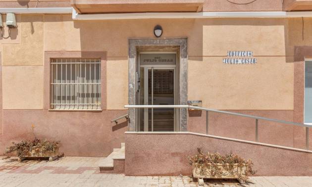 Sale - Apartment - Torrevieja - La Mata pueblo
