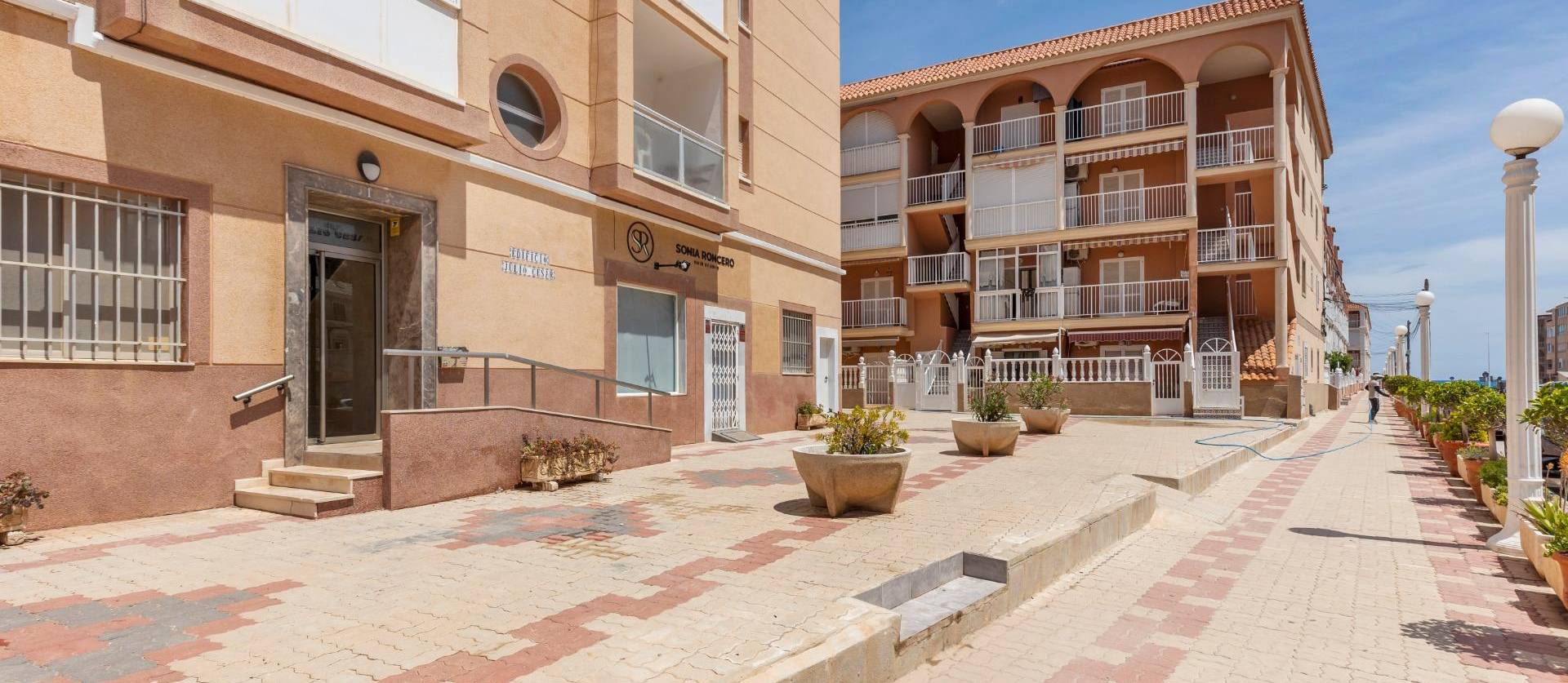 Sale - Apartment - Torrevieja - La Mata pueblo