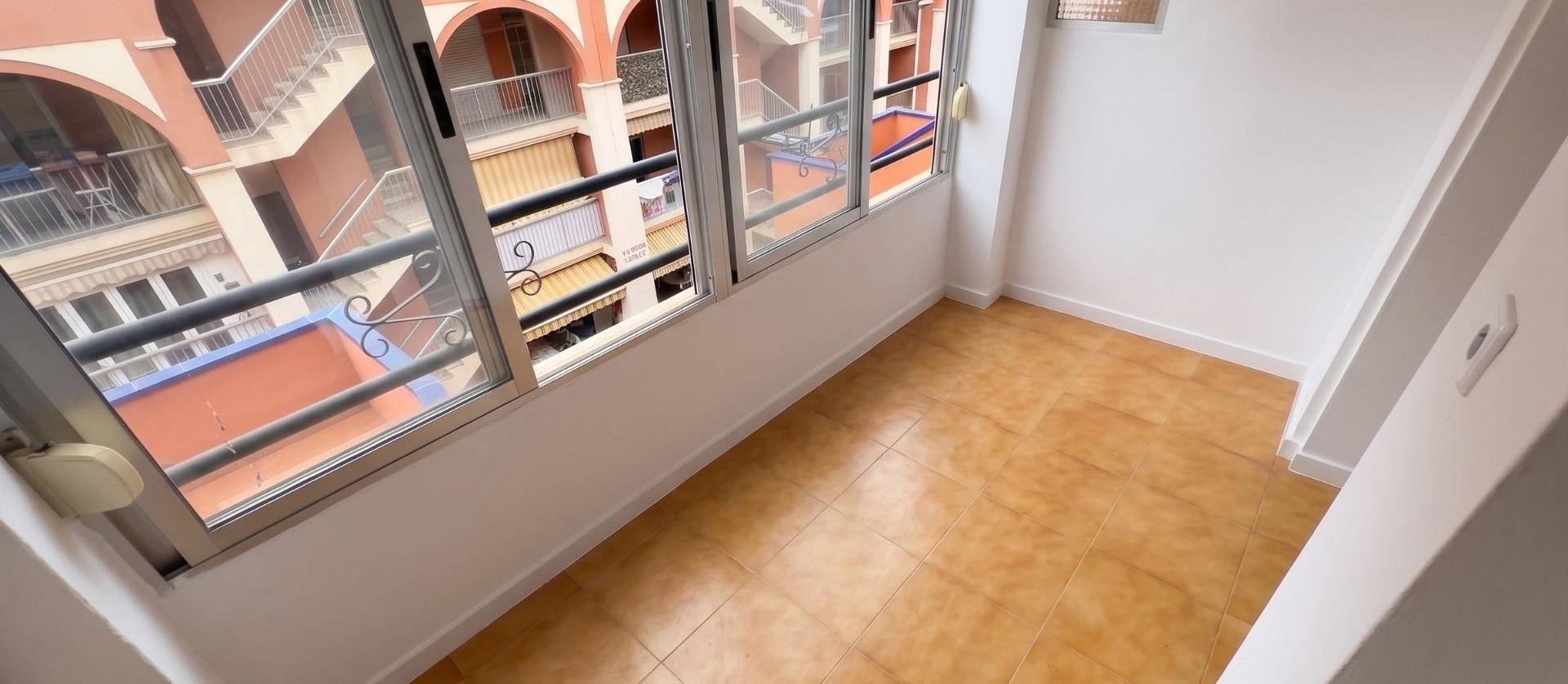 Sale - Apartment - Torrevieja - La Mata pueblo