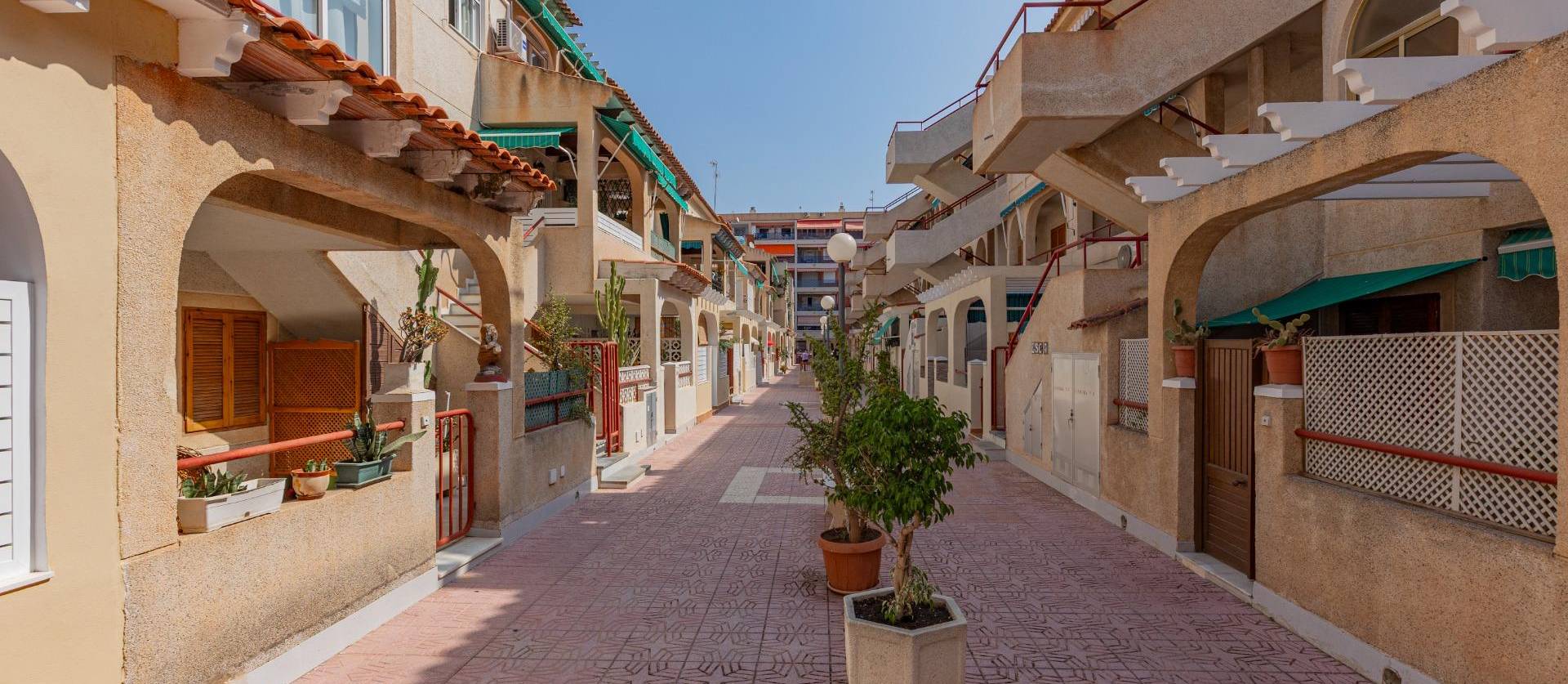 Sale - Ground Floor - Torrevieja - Acequion
