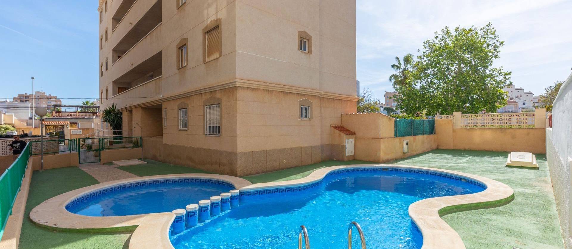 Sale - Apartment - Torrevieja - Nueva Torrevieja