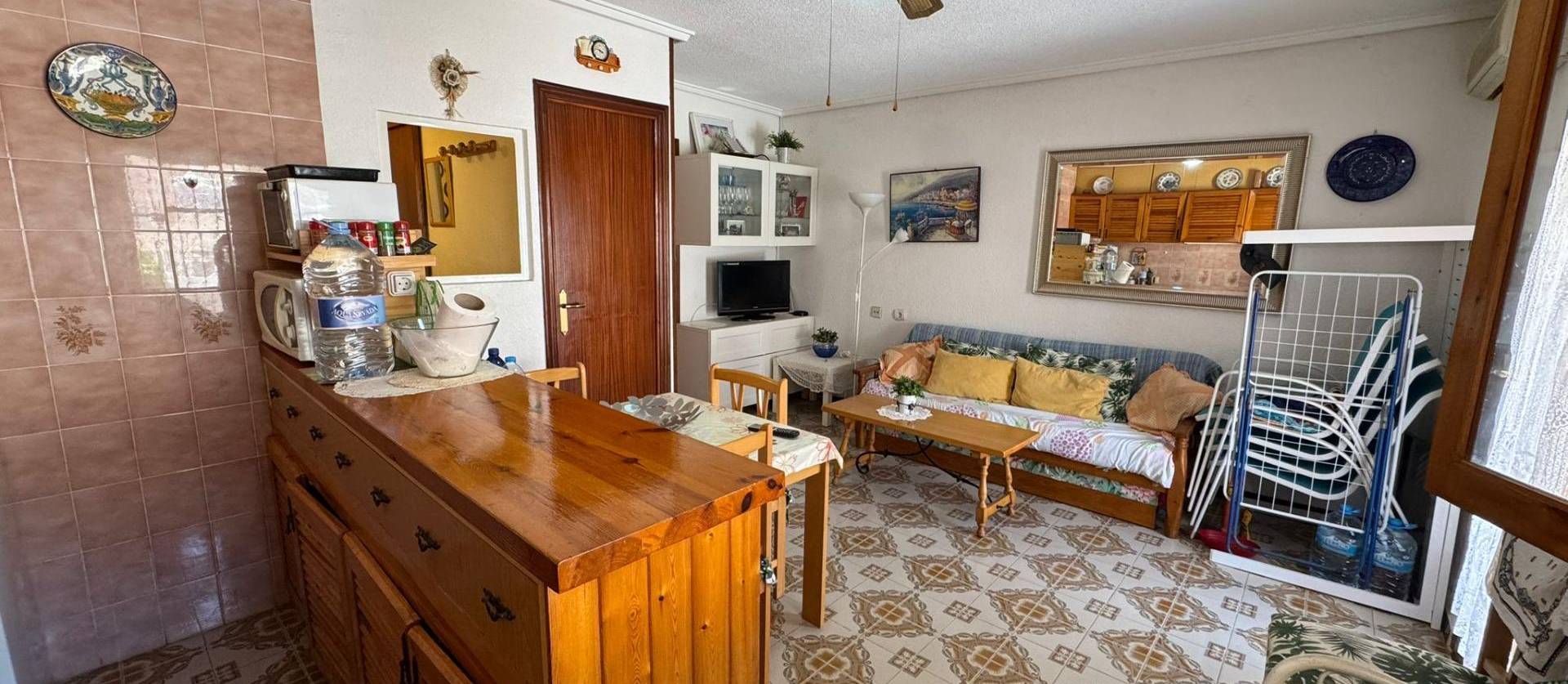Sale - Bungalow - Torrevieja - Playa de los Naufragos