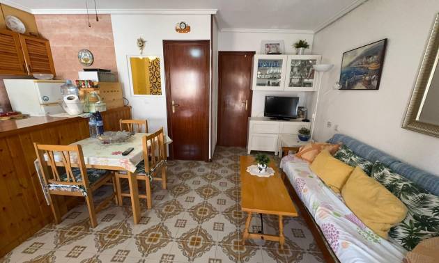 Sale - Bungalow - Torrevieja - Playa de los Naufragos