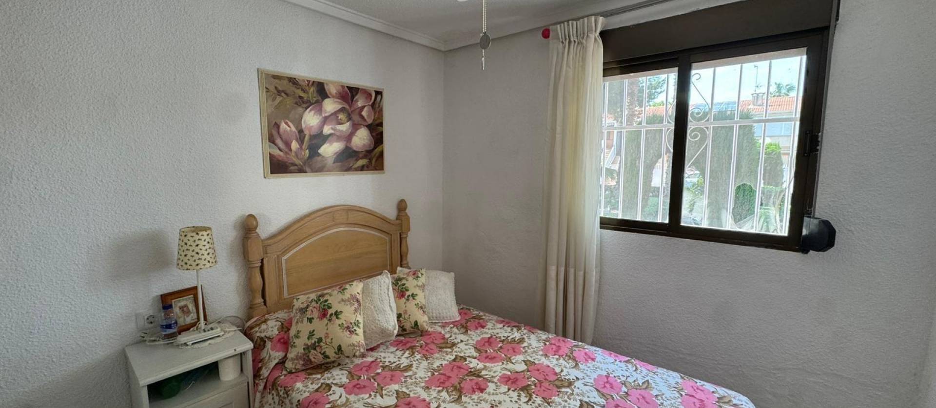 Sale - Bungalow - Torrevieja - Playa de los Naufragos