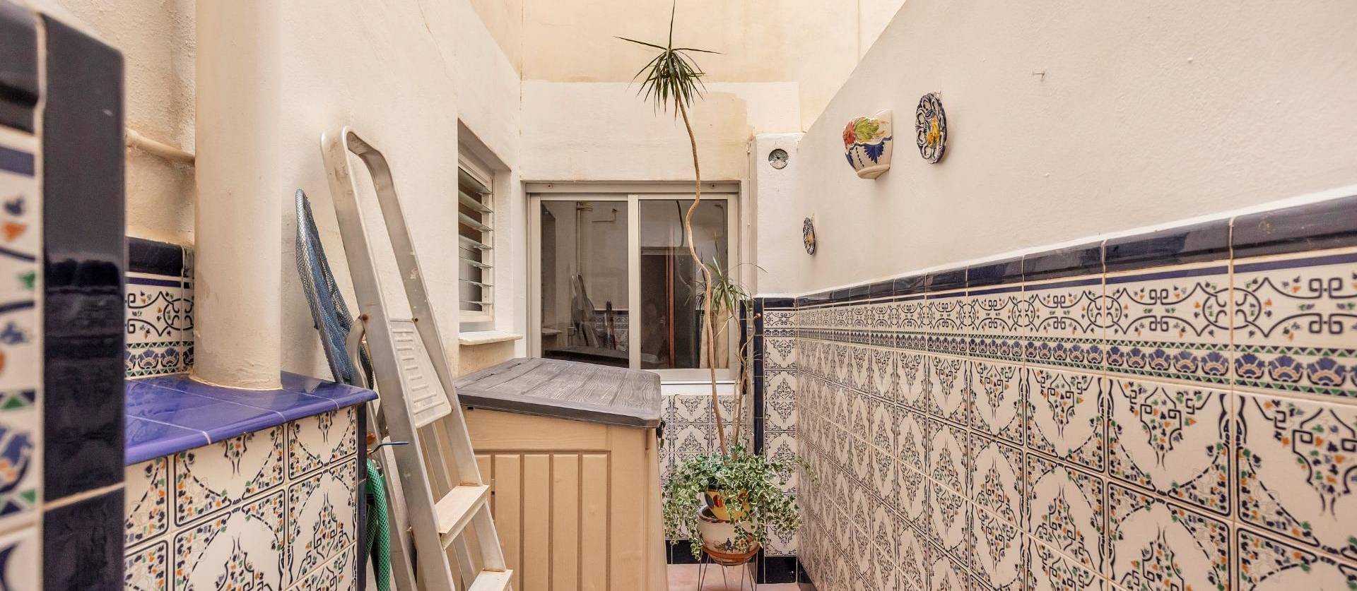 Sale - Apartment - Torrevieja - Paseo maritimo