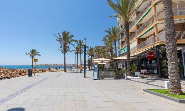 Sale - Apartment - Torrevieja - Paseo maritimo